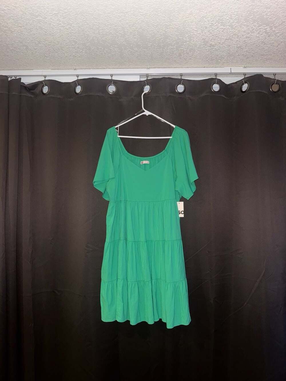 Juniors' Plus Size SO Flutter Sleeve Tiered Mini Dress in Green
